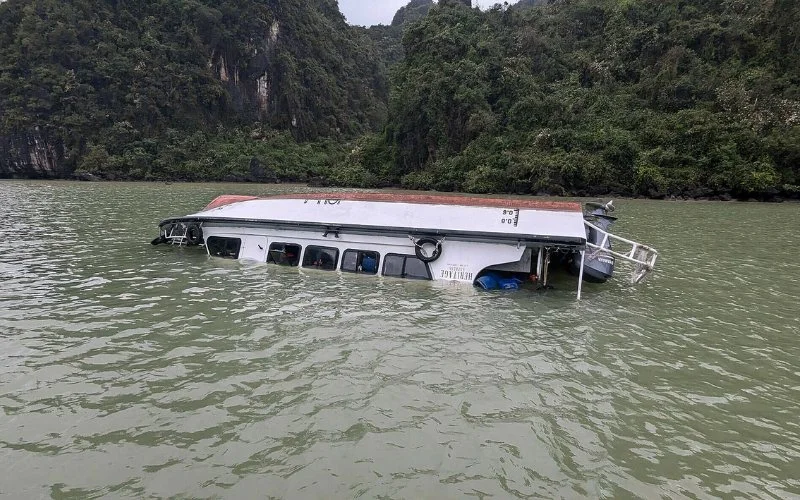 Tàu du lịch, khách sạn Hạ Long ‘kiệt sức’ sau bão Yagi