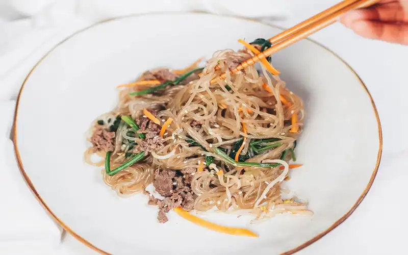 Bulgogi và Japchae