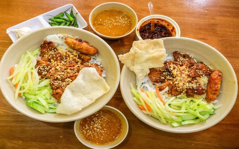 Bún thịt nướng Sài Gòn