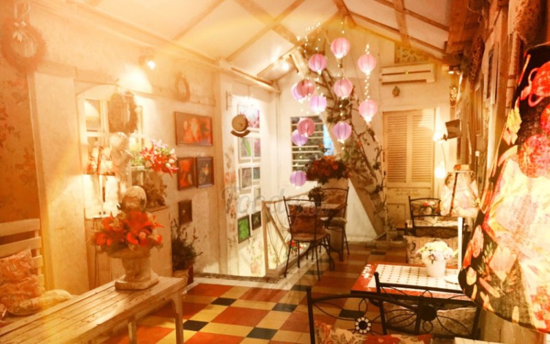 Gác Hoa Cafe