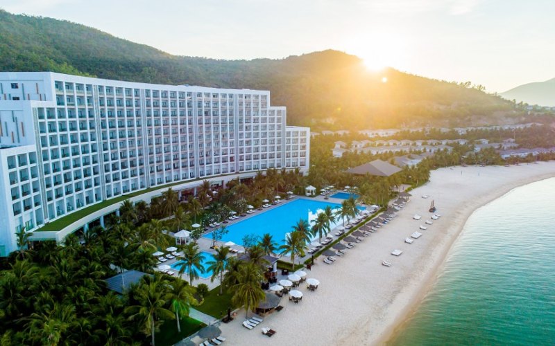 khách sạn nha trang gần biển