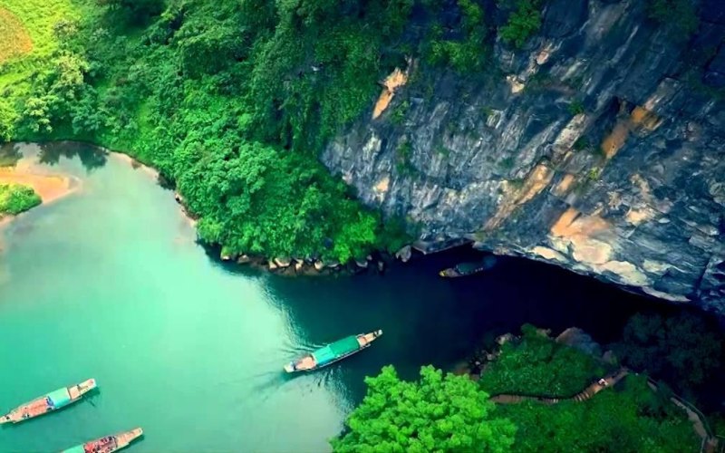 Đặc điểm Động Phong Nha Kẻ Bàng