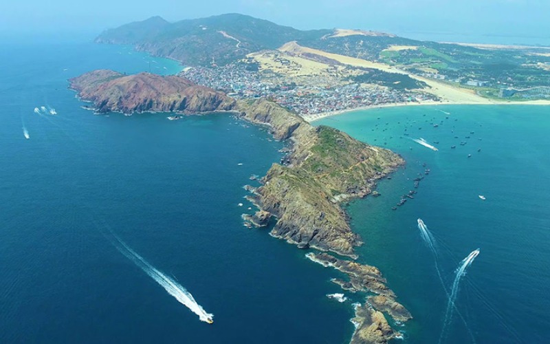di chuyển đến Eo Gió