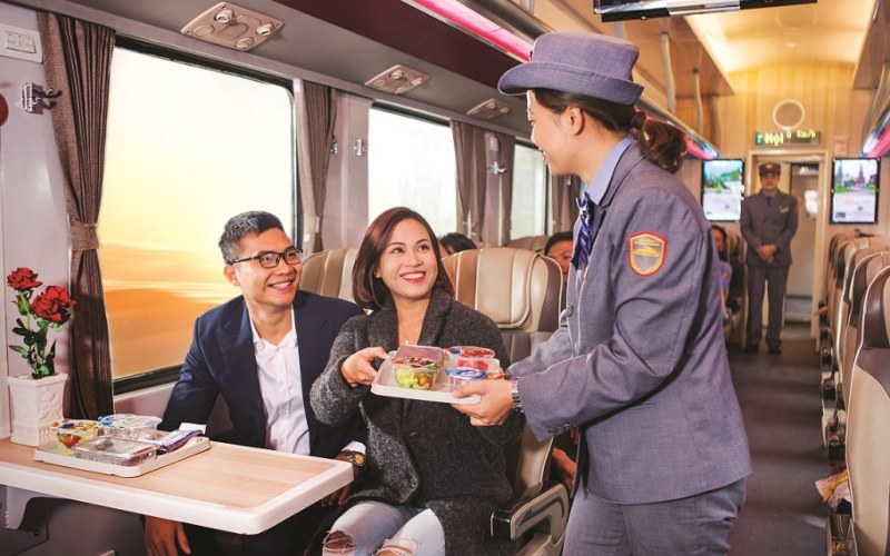 Ăn uống trên tàu hỏa