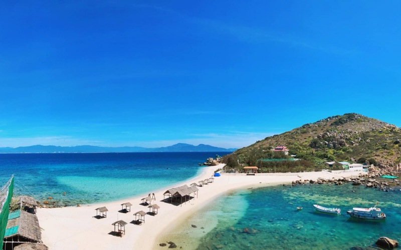 Bãi Tắm Đôi - kinh nghiệm du lịch Hòn Nội