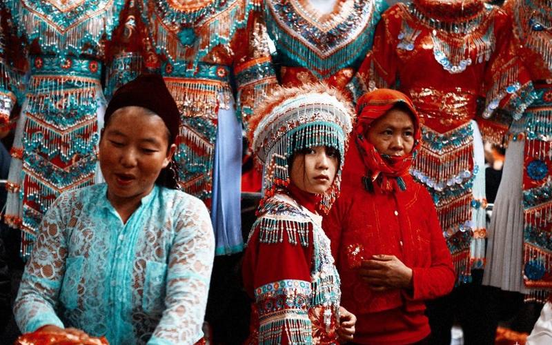 chợ đồng văn