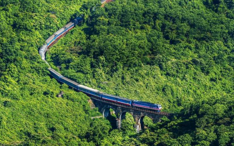 du lịch xuyên Việt bằng tàu hỏa