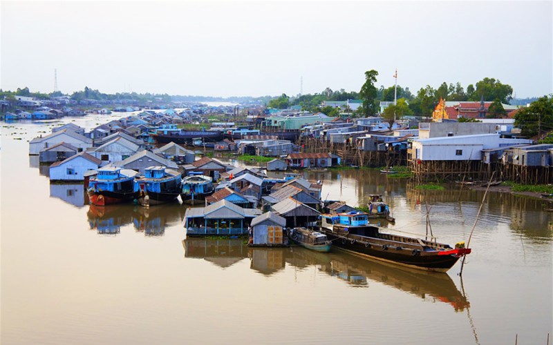 làng bè nổi Châu Đốc
