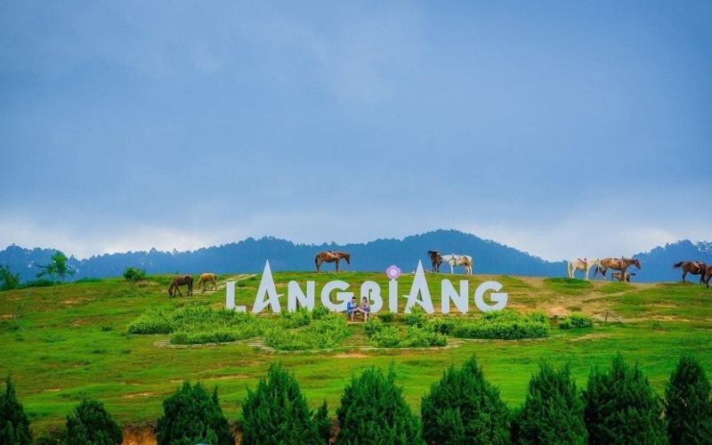 núi LangBiang đà lạt