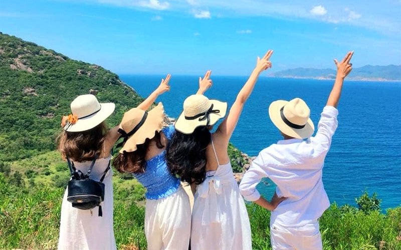 thông tin tour du lịch