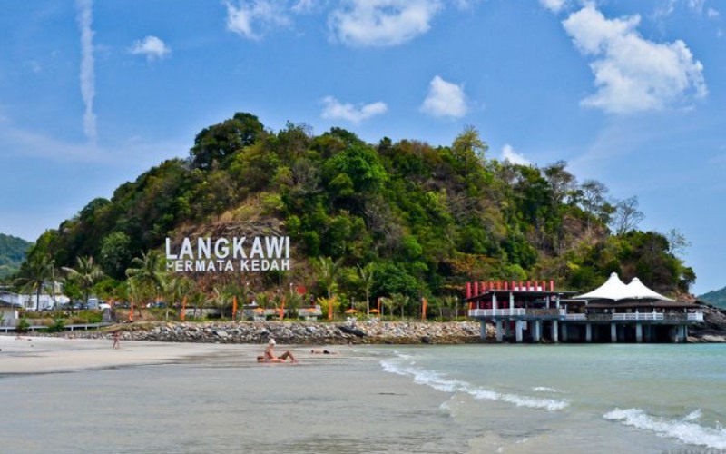 Pantai Cenang