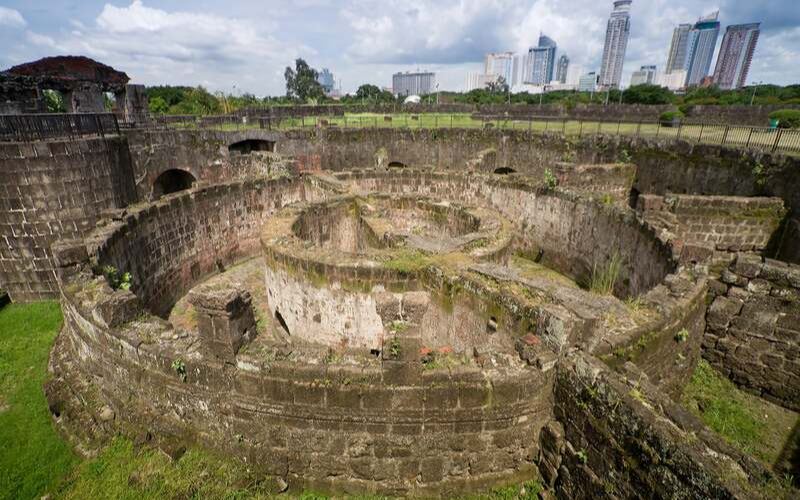 Thành cổ Intramuros