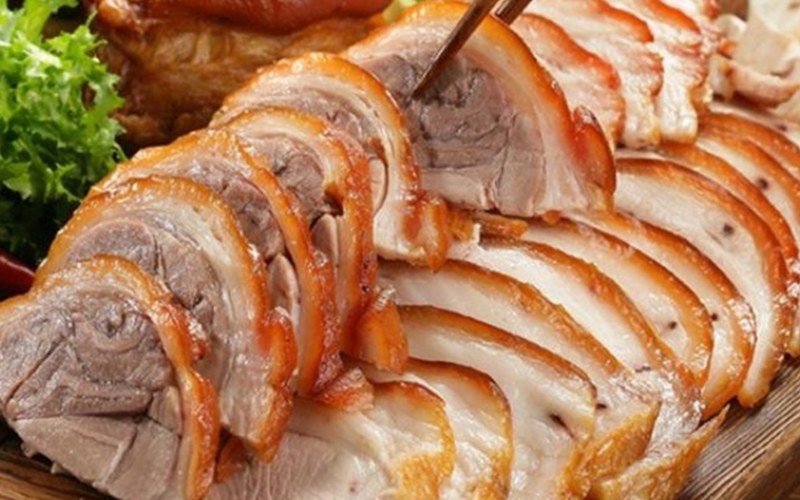 Thịt lợn cắp nách