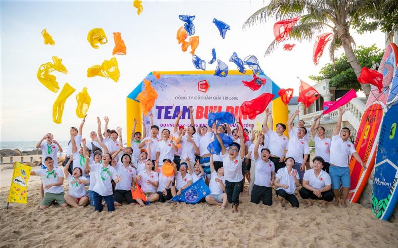 tổ chức sự kiện teambuilding