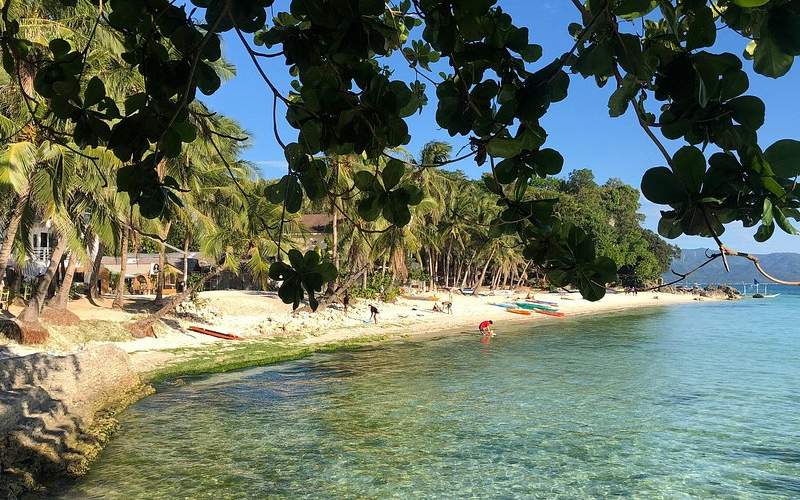 Bãi biển Diniwid