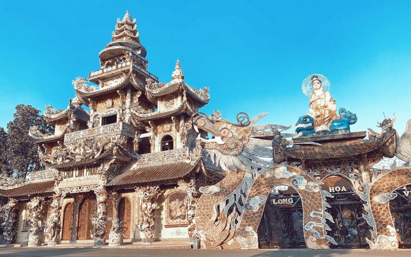 Chùa Linh Phước - Chùa Ve Chai
