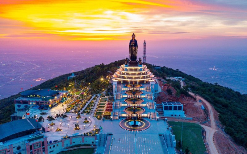 du lịch núi bà đen
