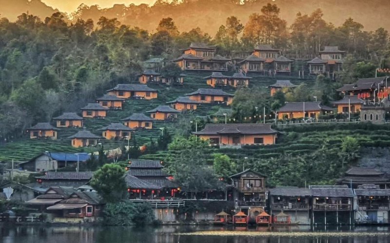 Làng Ban Rak Thai