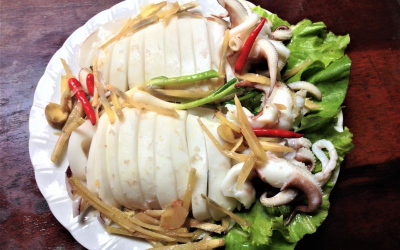 Mực hấp gừng