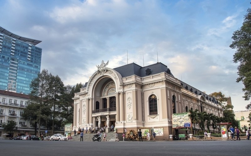 nhà hát thành phố hồ chí minh