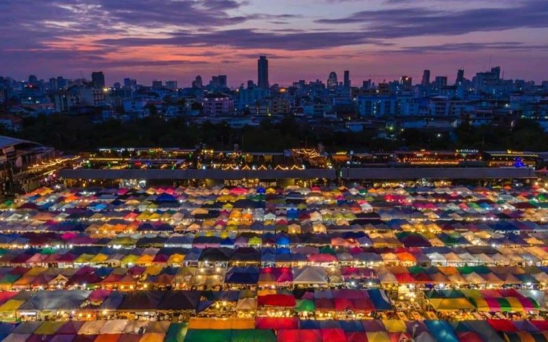 quy mô Chợ Chatuchak ở Bangkok