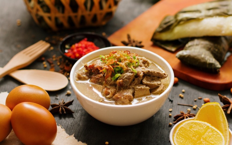 súp Cốt Makassar