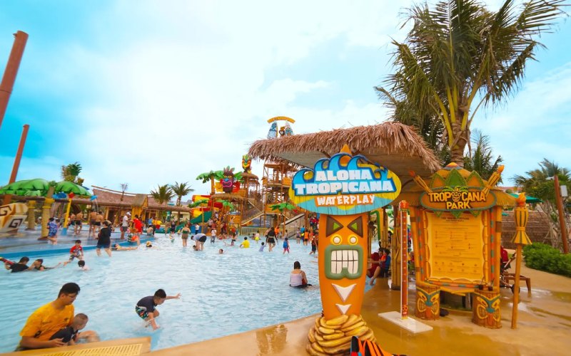 Aloha Tropicana Waterplay