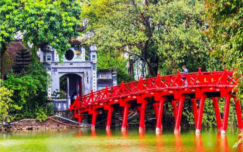 Cầu Thê Húc