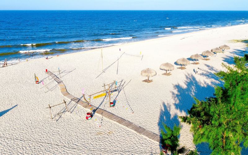 đặc điểm bãi tắm biển Bảo Ninh