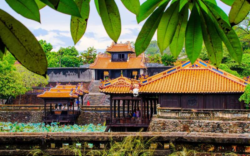 Khám phá lăng Tự Đức Huế