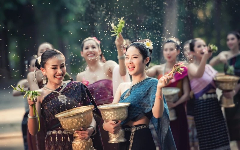 lễ hội té nước thái lan
