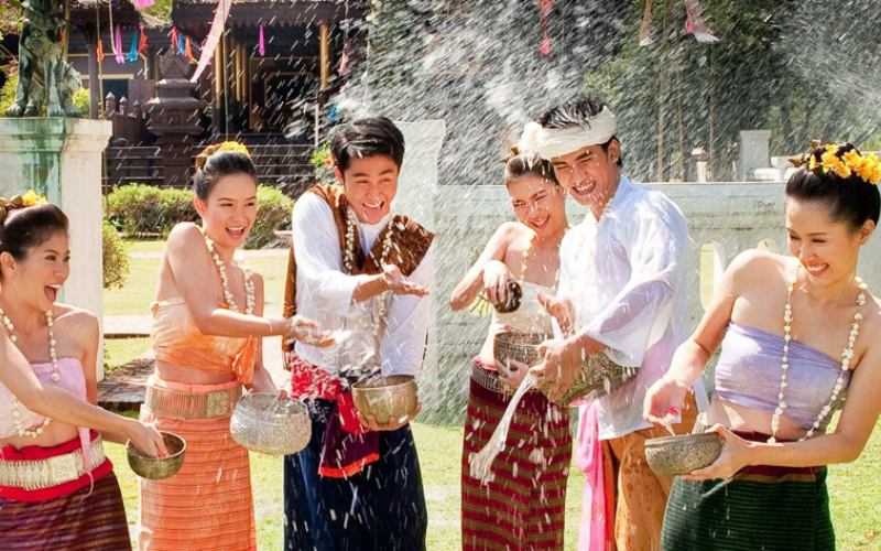 Nguồn gốc lễ hội té nước Thái Lan