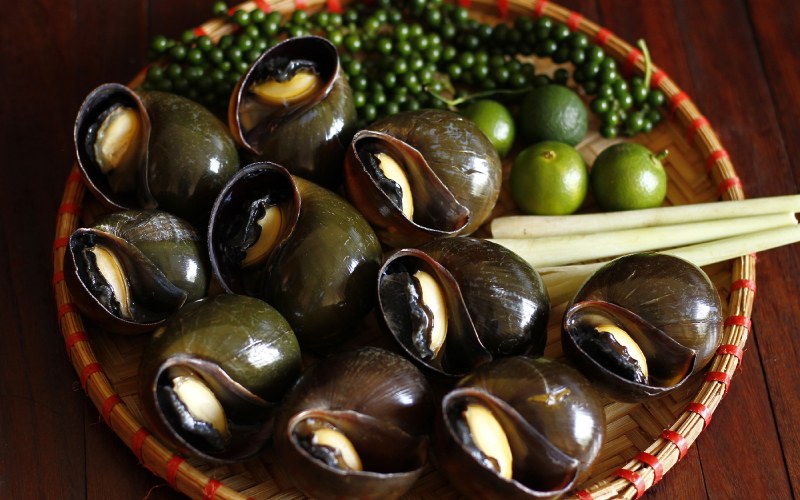 Ốc nướng tiêu xanh