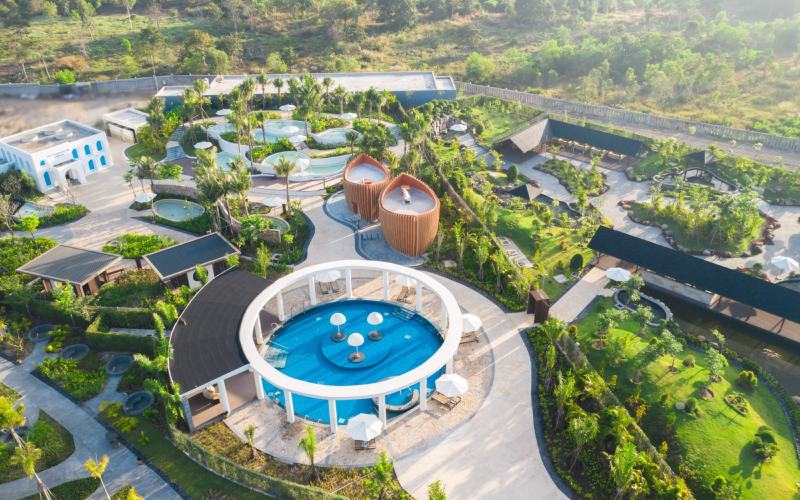 Suối nước nóng Bình Châu ở đâu