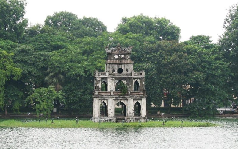 tham quan Tháp Rùa Hồ Gươm