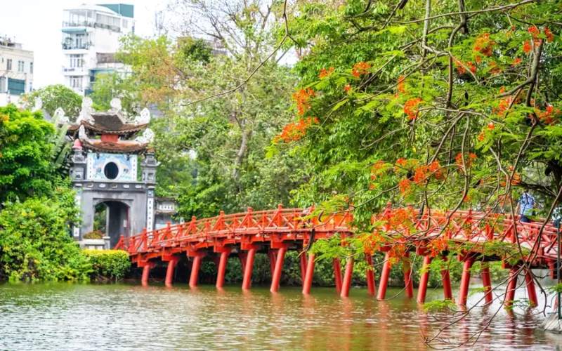 Thời điểm tham quan Đền Ngọc Sơn