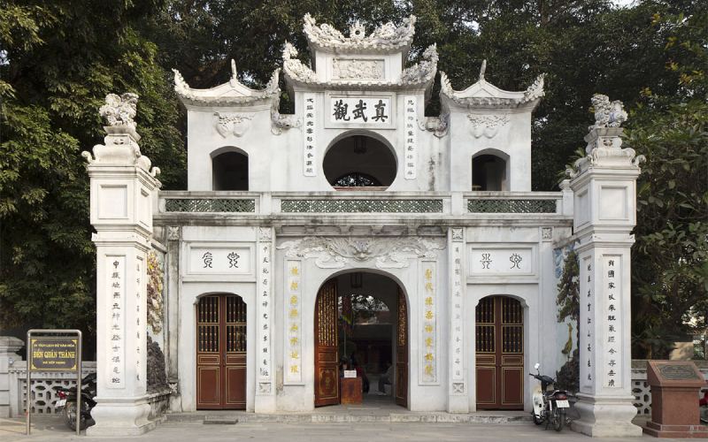 Thông tin Đền Quán Thánh