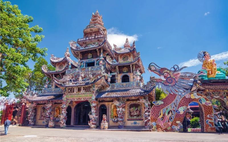 Chùa Linh Phước Đà Lạt
