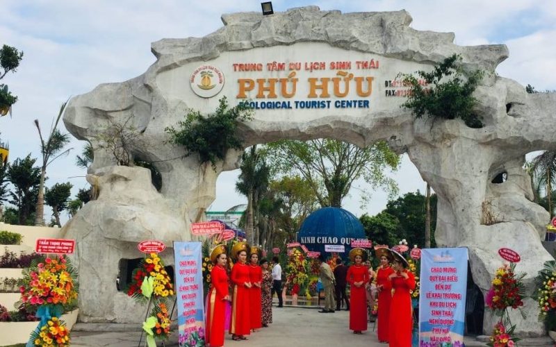Khu du lịch Phú Hữu