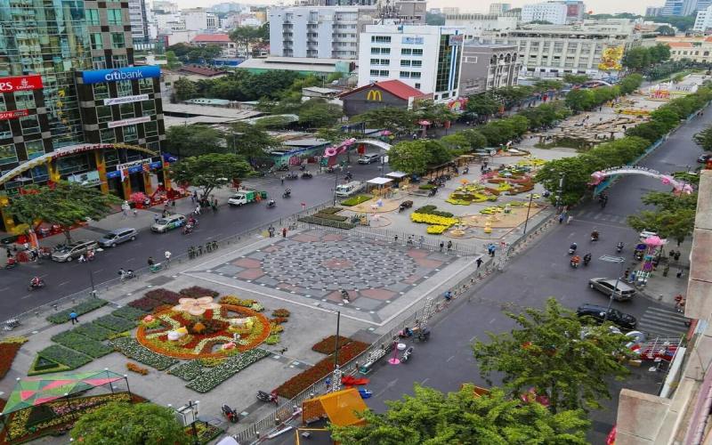 Phố đi bộ Nguyễn Huệ ở đâu