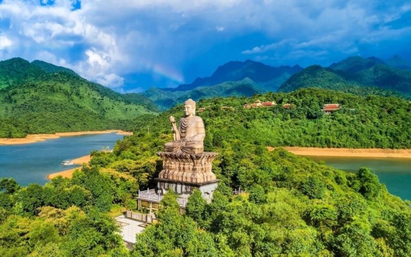 Thiền viện Trúc Lâm Bạch Mã Huế