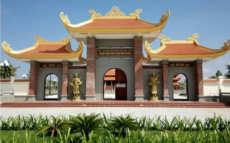 thiền viện trúc lâm hậu giang