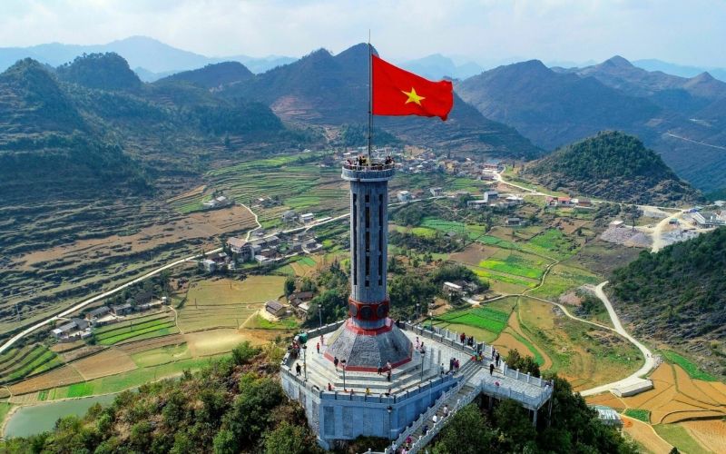 Cột cờ Lũng Cú ở đâu