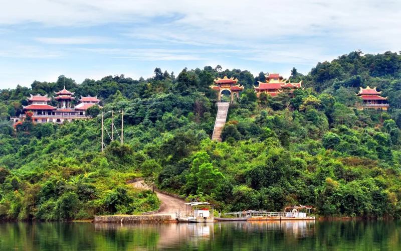 lưu ý tham quan thiền viện trúc lâm phụng hoàng