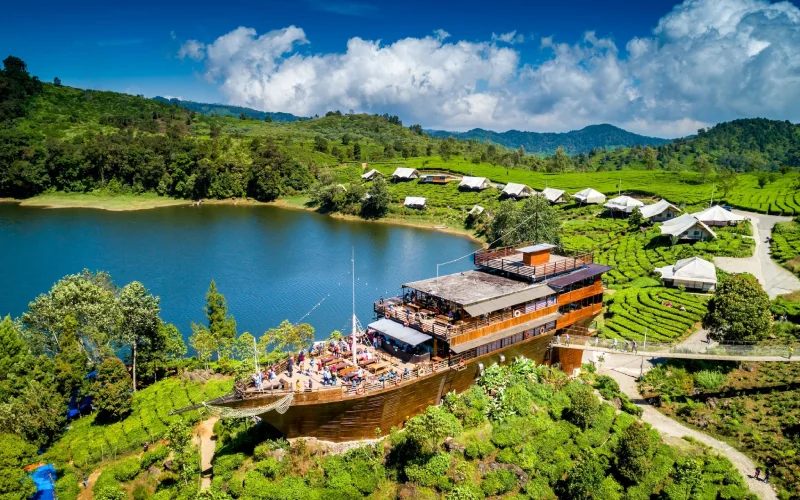 Thành phố Bandung Indonesia có gì hấp dẫn? Cẩm nang du lịch từ A-Z mới nhất 2026