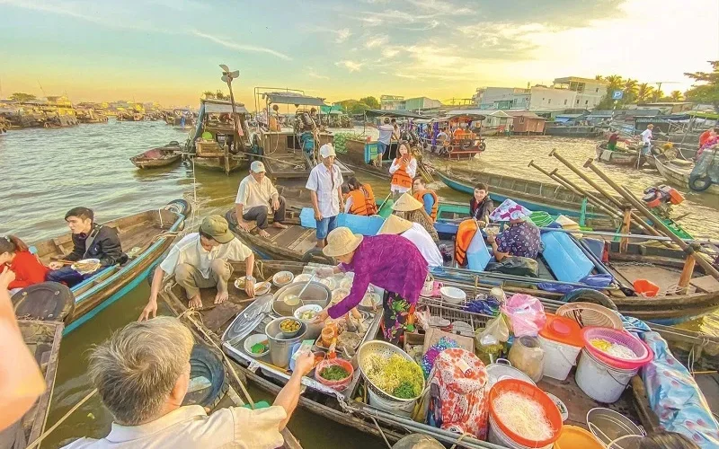 điểm đặc biệt chợ nổi cái răng