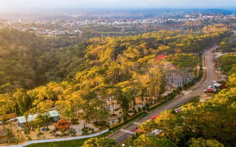 măng đen kon tum