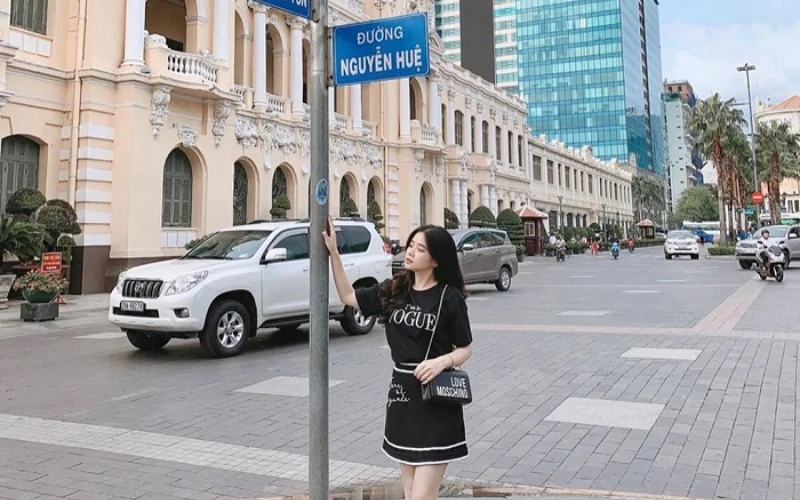 phố đi bộ nguyễn huệ ở đâu